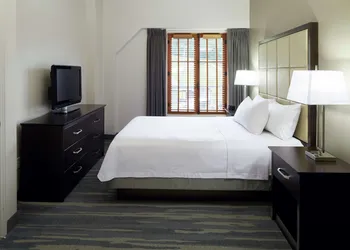 Homewood Suites by Hilton Mont-Tremblant Resort hotel thumbnail 4