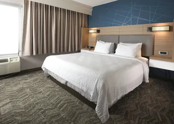 SpringHill Suites Des Moines West hotel thumbnail 4
