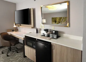 SpringHill Suites Des Moines West hotel thumbnail 6