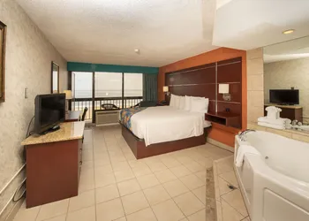 Breakers Resort Inn hotel thumbnail 5