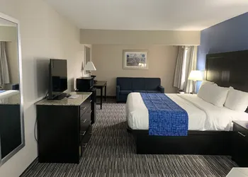 Baymont by Wyndham Enid hotel thumbnail 3