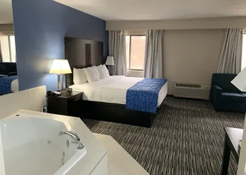Baymont by Wyndham Enid hotel thumbnail 4