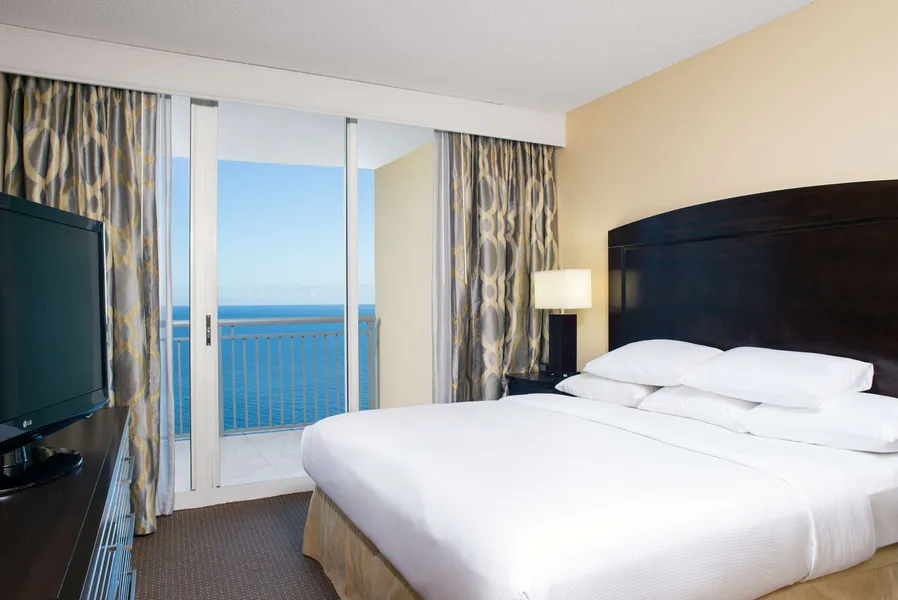 DoubleTree Resort & Spa by Hilton Ocean Point-N. Miami Beach hotel detail image 6