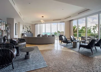 DoubleTree Resort & Spa by Hilton Ocean Point-N. Miami Beach hotel thumbnail 2