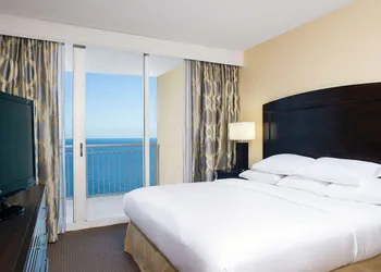 DoubleTree Resort & Spa by Hilton Ocean Point-N. Miami Beach hotel thumbnail 6