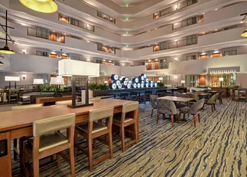 Embassy Suites by Hilton Omaha Downtown Old Market hotel thumbnail 4