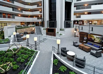 Embassy Suites by Hilton Omaha Downtown Old Market hotel thumbnail 8