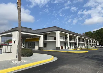Days Inn by Wyndham Moss Point Pascagoula hotel thumbnail 6