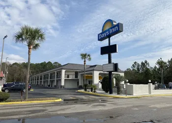 Days Inn by Wyndham Moss Point Pascagoula hotel thumbnail 7