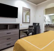 Scottish Inn and Suites Extended Stay Baytown hotel detail image 3