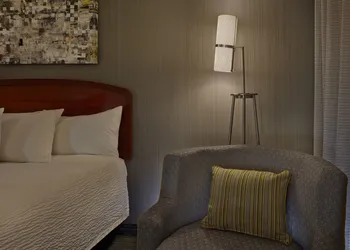 Courtyard by Marriott Providence Warwick hotel thumbnail 4