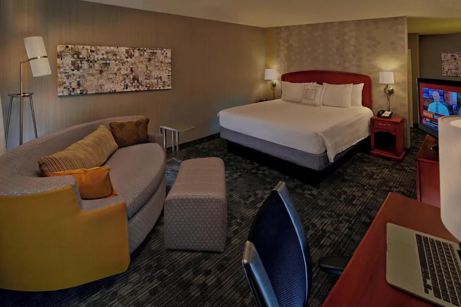 Courtyard by Marriott Providence Warwick hotel detail image 6