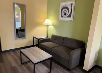 Quality Inn Bay City TX hotel thumbnail 7