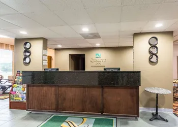 Quality Inn Heber Springs hotel thumbnail 2