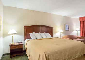 Quality Inn Heber Springs hotel thumbnail 6