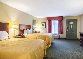 Quality Inn Heber Springs hotel thumbnail 8