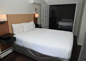 Hotel Opportune hotel thumbnail 3