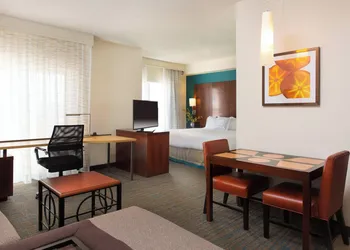 Residence Inn by Marriott Kansas City Airport hotel thumbnail 6