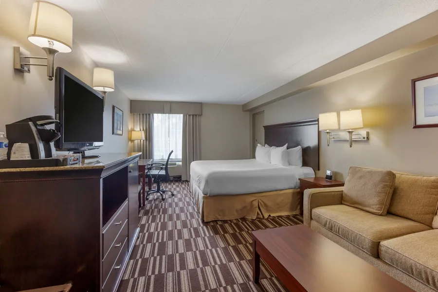 Best Western Plus Orillia Hotel hotel detail image 6