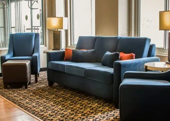 Comfort Inn & Suites Diamondale – Lansing hotel thumbnail 5