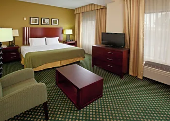 HOLIDAY INN EXPRESS & SUITES INDIANAPOLIS - EAST by IHG hotel thumbnail 2