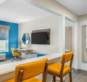 HOLIDAY INN EXPRESS & SUITES INDIANAPOLIS - EAST by IHG hotel detail image 3