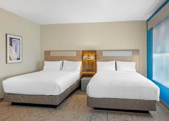 HOLIDAY INN EXPRESS & SUITES INDIANAPOLIS - EAST by IHG hotel thumbnail 4