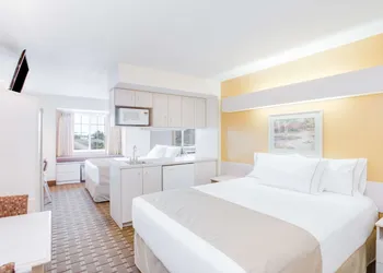 SureStay Hotel by Best Western Christiansburg Blacksburg hotel thumbnail 3
