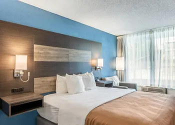 Quality Inn Branson On the Strip hotel thumbnail 7