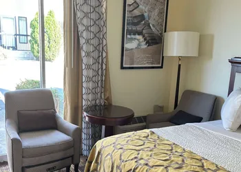 Baymont by Wyndham Johnson City hotel thumbnail 7