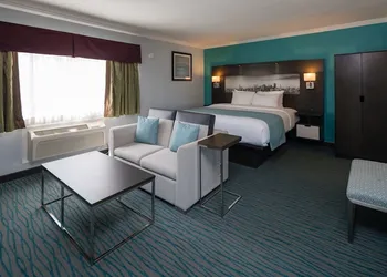 Symphony Inn hotel thumbnail 3