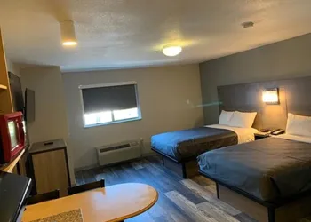Suburban Studios near Panama City Beach hotel thumbnail 4