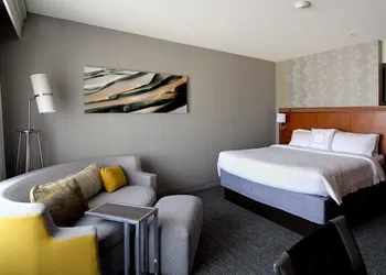 Courtyard by Marriott Salina hotel thumbnail 8