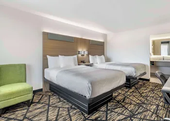 Quality Inn & Suites Athens University Area hotel thumbnail 8