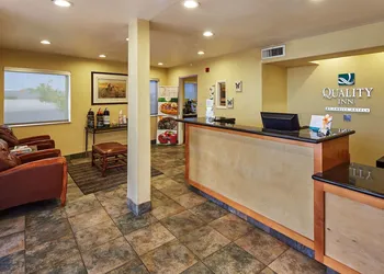 Quality Inn Parker hotel thumbnail 2