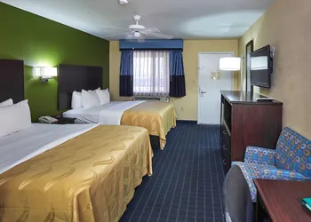 Quality Inn Parker hotel thumbnail 4