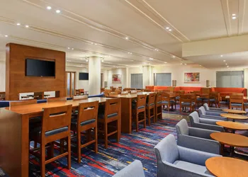 Holiday Inn Express and Suites Fisherman's Wharf by IHG hotel thumbnail 3