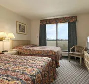 Super 8 by Wyndham Red Deer hotel detail image 7