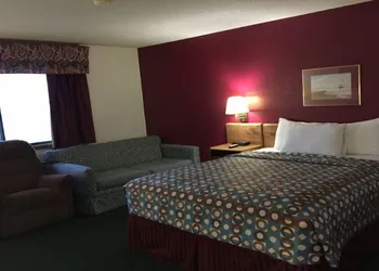 America's Stay Inn Stewartville hotel thumbnail 4
