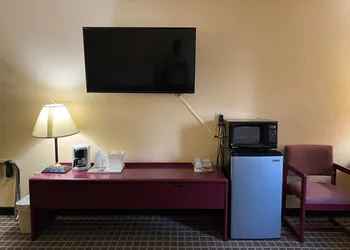 America's Stay Inn Stewartville hotel thumbnail 5