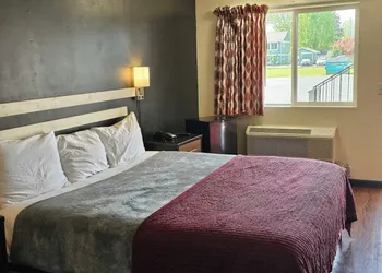 Sumner Motor Inn hotel thumbnail 8