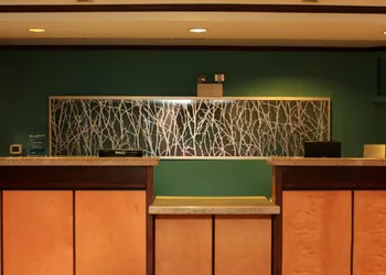 Fairfield Inn & Suites by Marriott Fairmont hotel thumbnail 2
