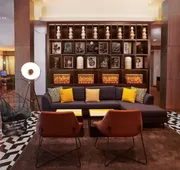 Hampton Inn & Suites Los Angeles/Sherman Oaks hotel detail image 3