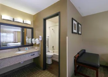 Comfort Inn Near Gila National Forest hotel thumbnail 6