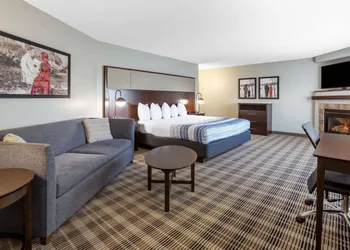 AmericInn by Wyndham Madison South hotel thumbnail 8