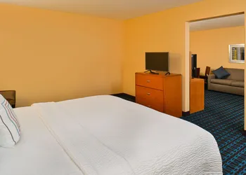 Fairfield Inn & Suites by Marriott Helena hotel thumbnail 4