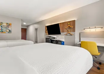 Microtel Inn & Suites by Wyndham Salisbury hotel thumbnail 6