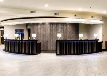 The Madison Concourse Hotel and Governor's Club hotel thumbnail 4
