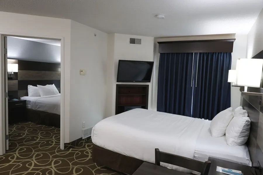 MainStay Suites Madison Airport hotel detail image 6