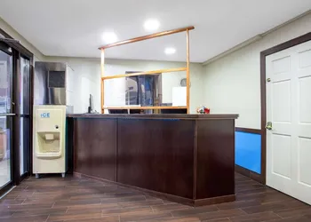 Travelodge by Wyndham Richmond IN hotel thumbnail 5